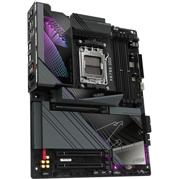 GIGABYTE X870E AORUS MASTER socket AM5 moederbord (3)